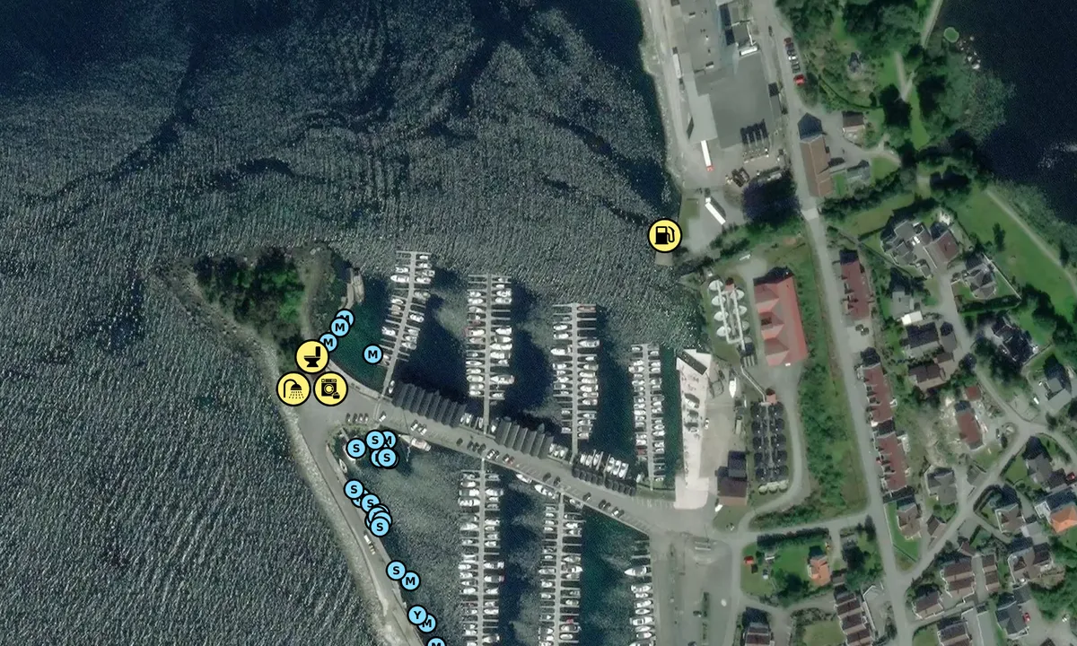 Satelite image of Tau Båthavn