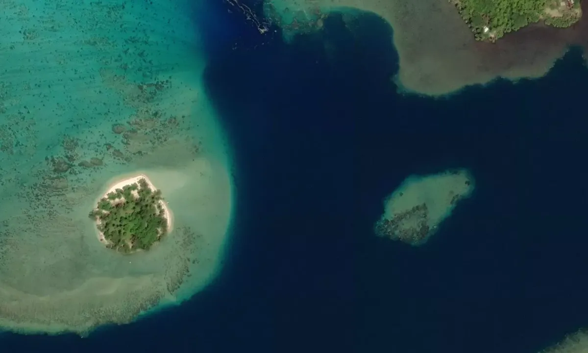 Satelite image of Teto'Oroa Bay