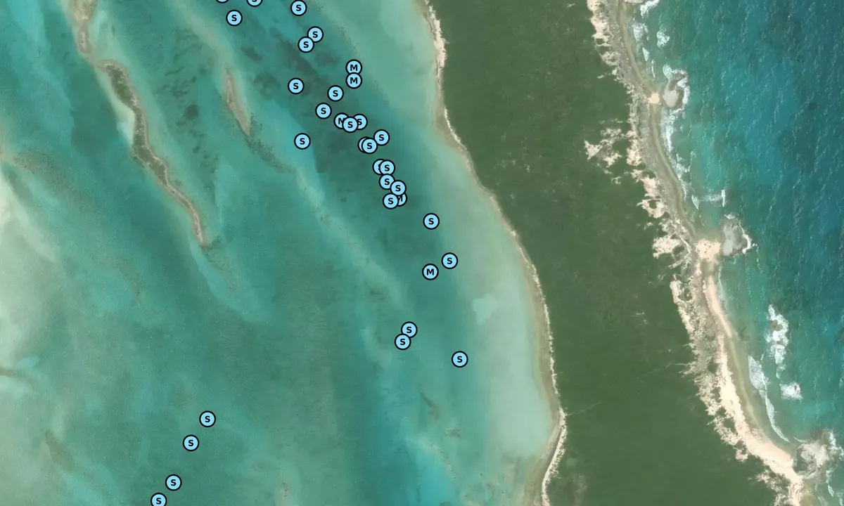 Satelite image of Thomas Cay - 2
