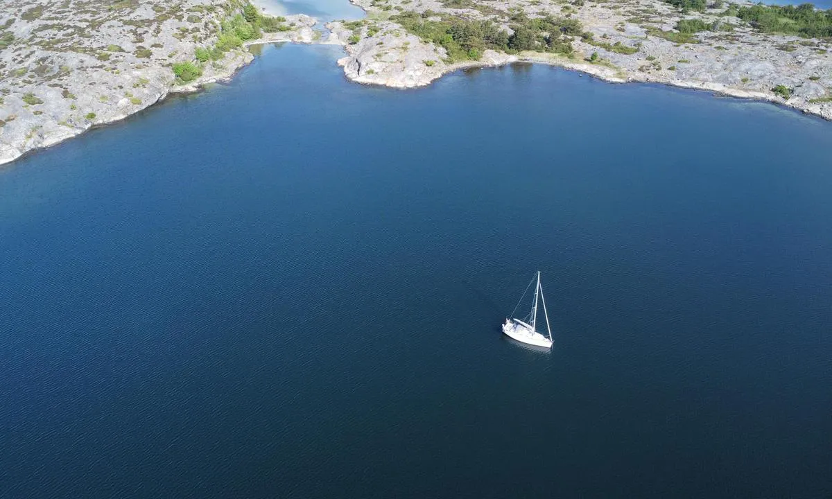 On anchor at Törneskär