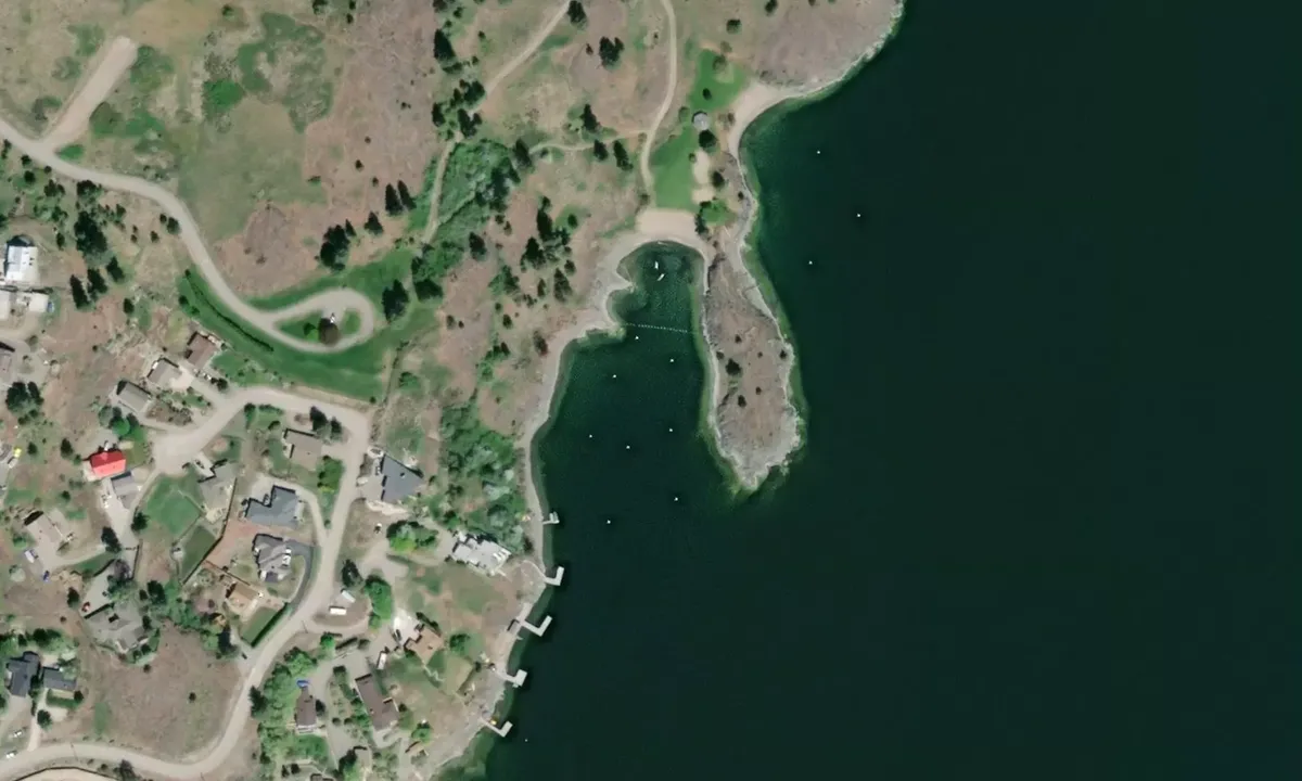 Satelite image of Trader's Cove (moorings)