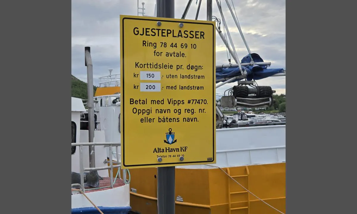 Urnesbukta