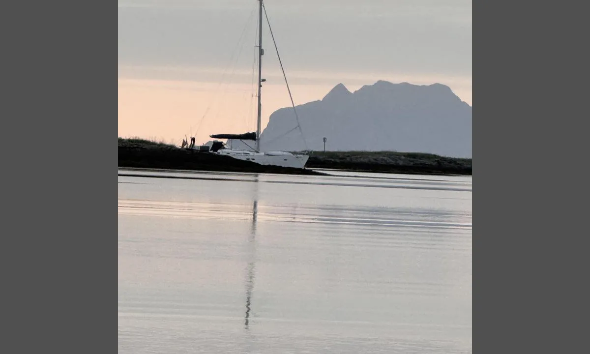 Eggløysa - Utenfor Vega Havhotell
