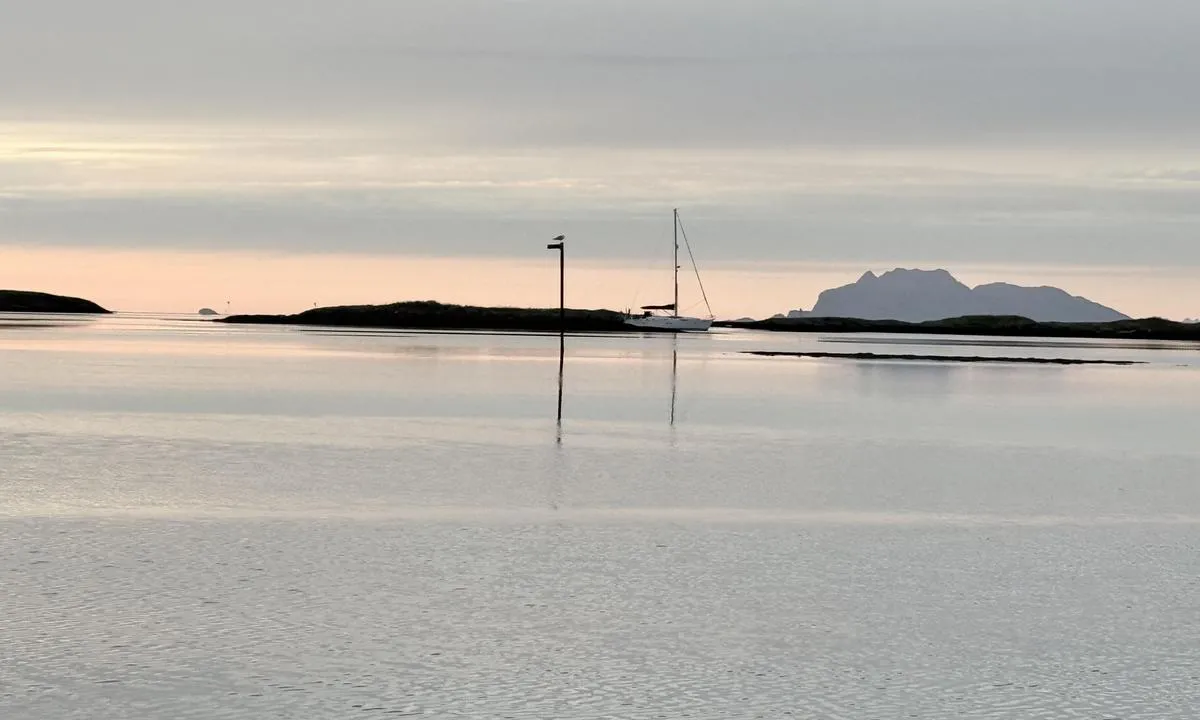 Eggløysa - Utenfor Vega Havhotell