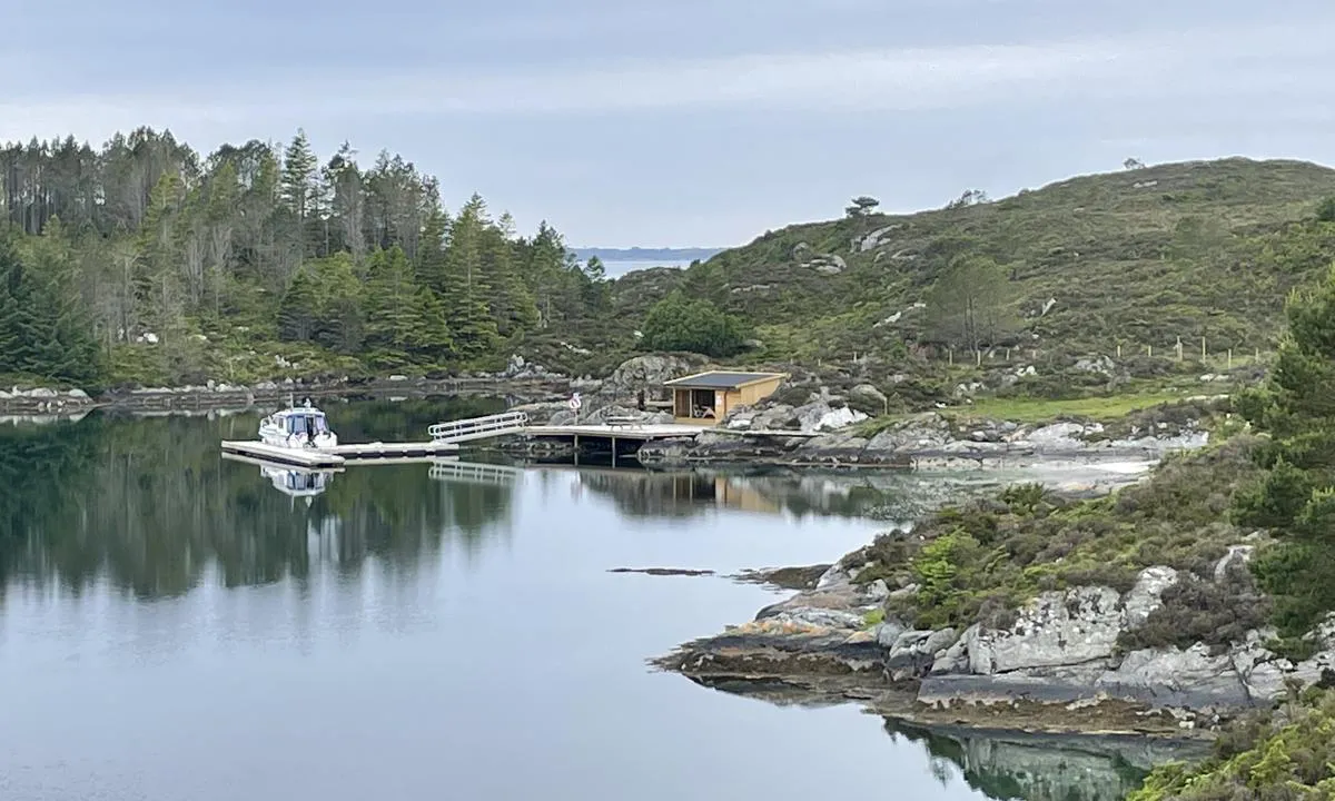 Uttoskavågen: Nydelig opparbeidet uthavn av lokale ildsjeler.