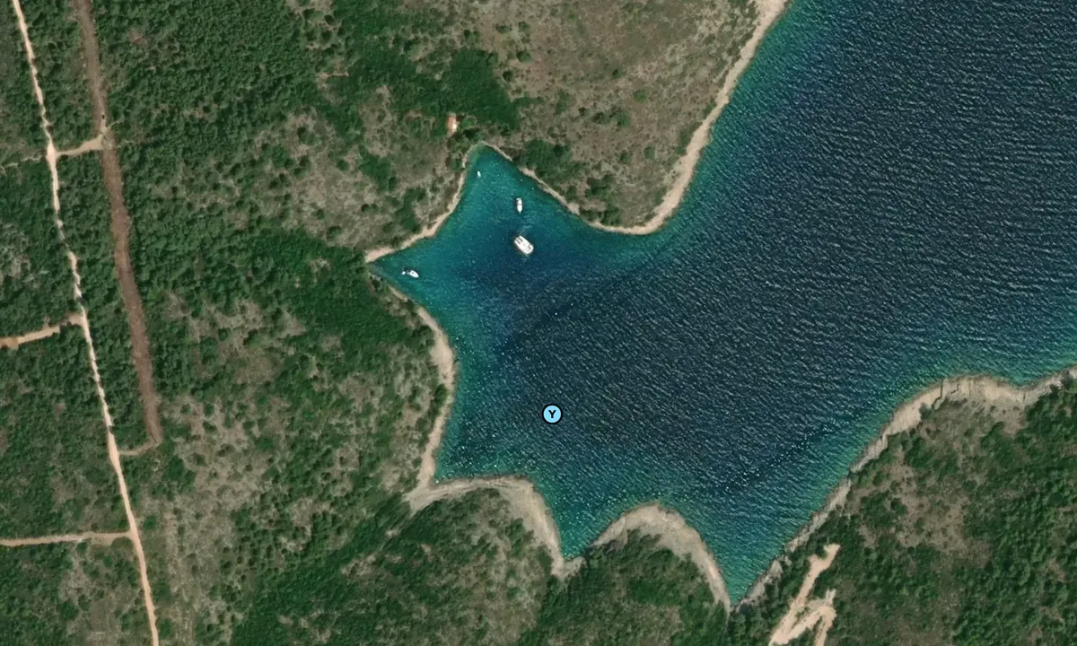 Satelite image of Uvala Nedomisalj