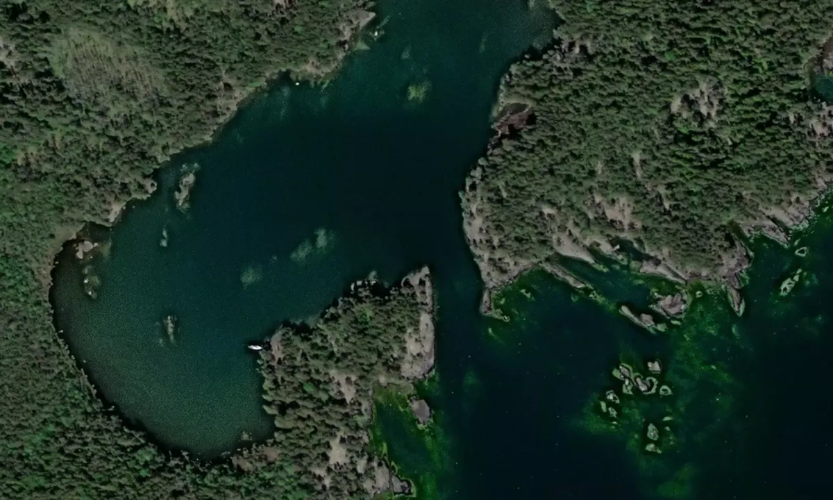 Flyfoto av Uvviken - Karlsborg