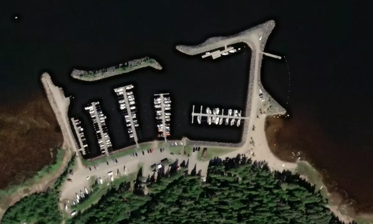 Satelite image of Varjakka Harbor