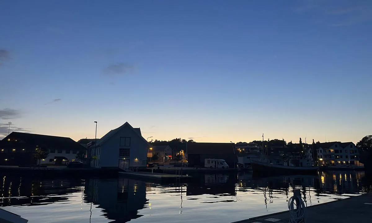 Vikevåg by Night.