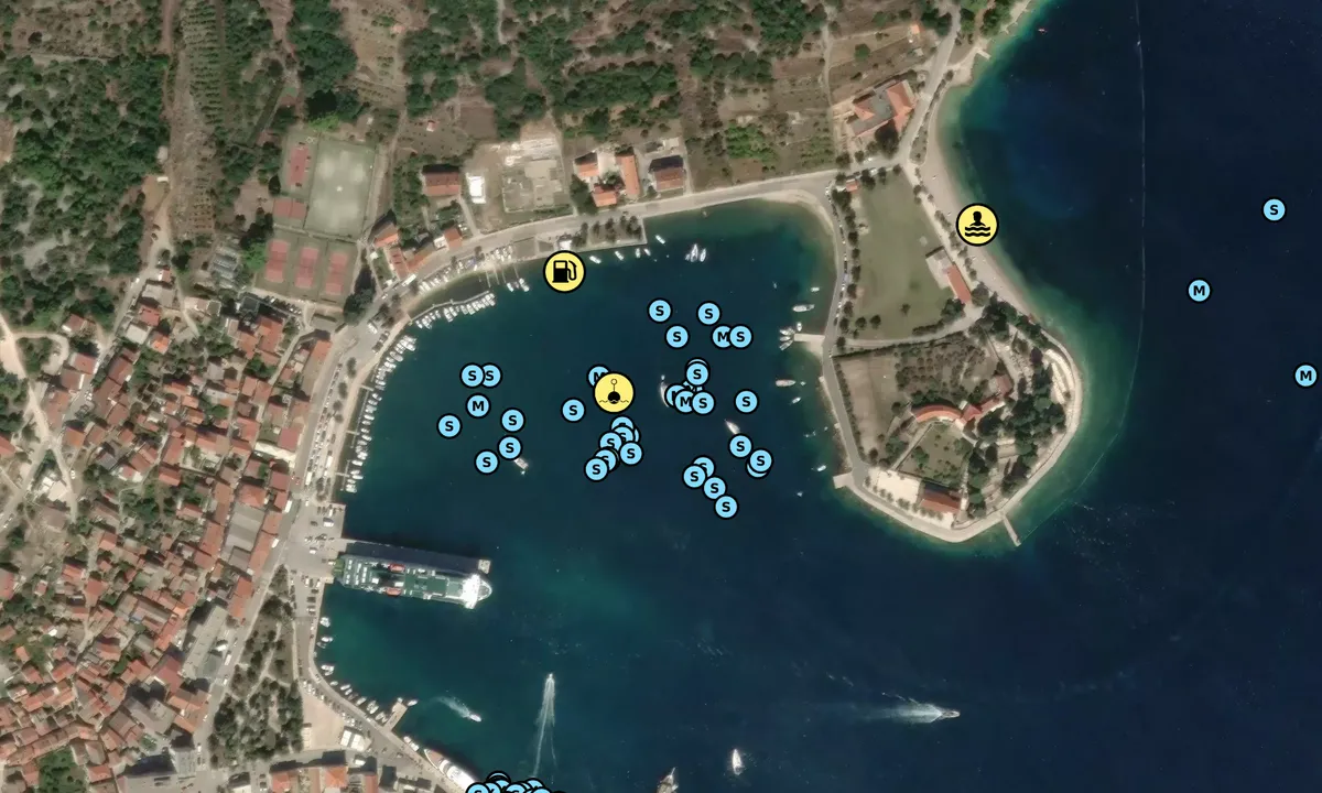 Satelite image of Vis harbour ancorage