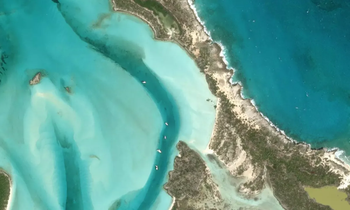 Flyfoto av Waderick Wells Cay