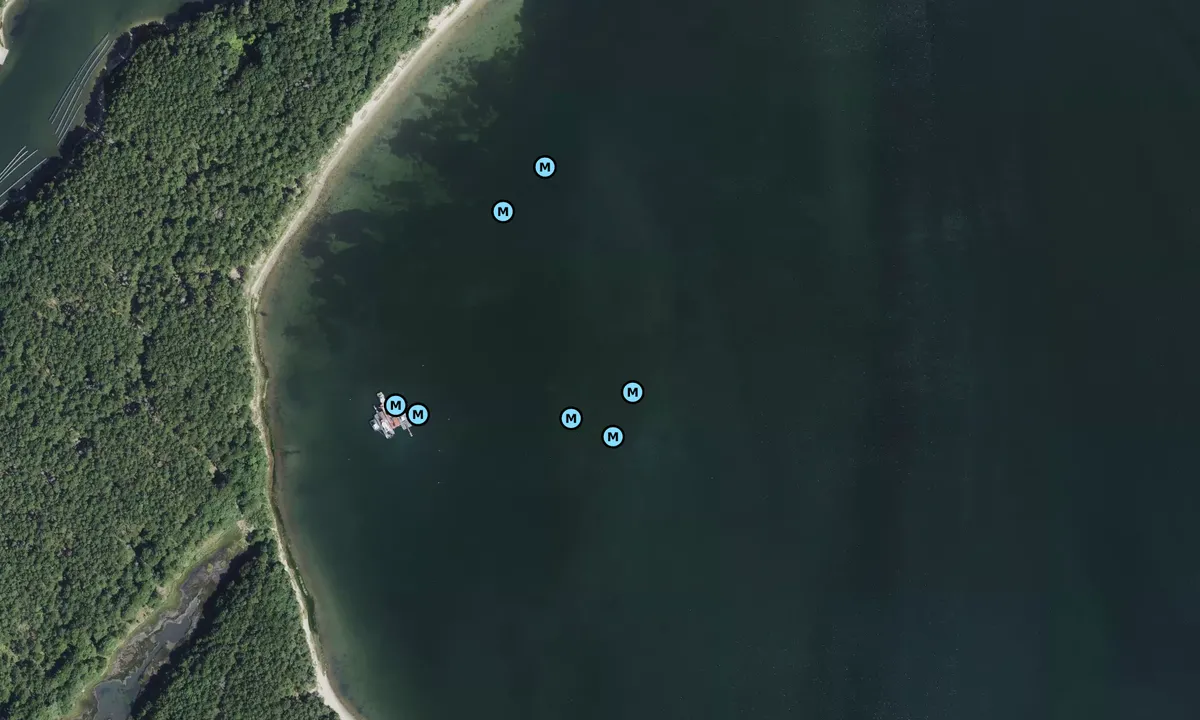 Satelite image of Washburn Island North