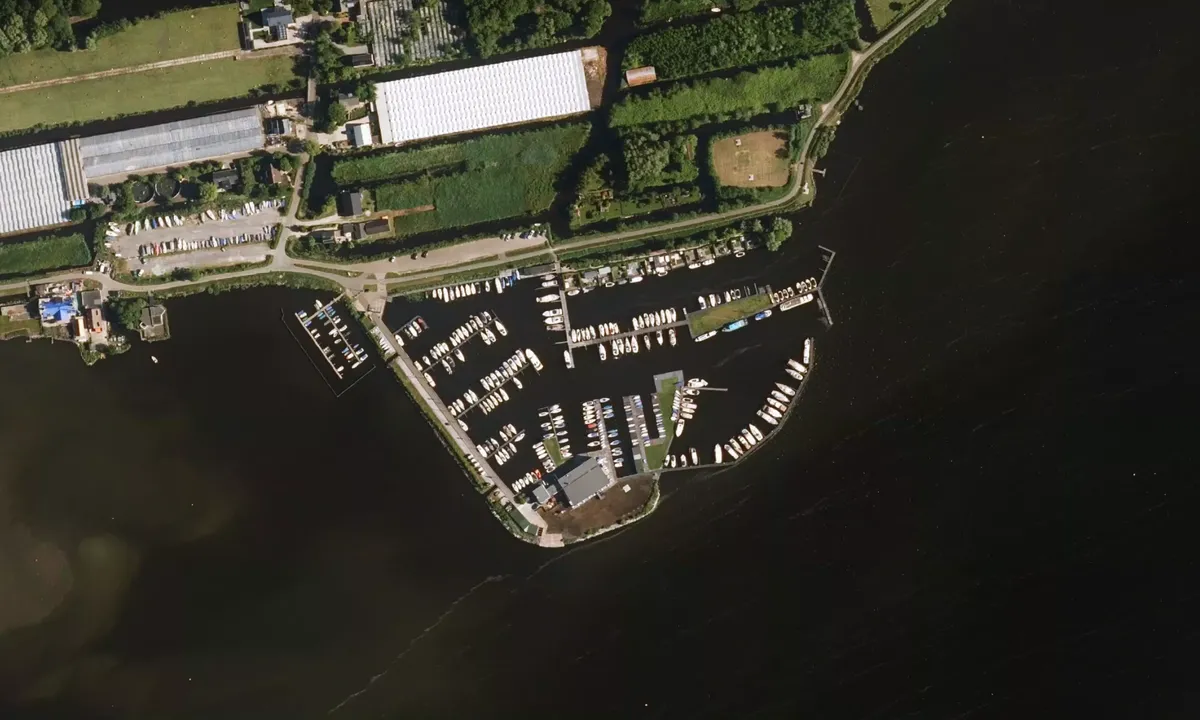 Flyfoto av WV Brassermermeer