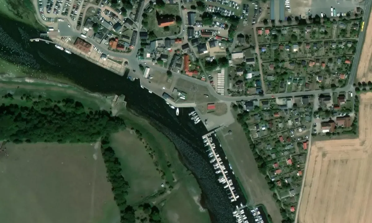 Flyfoto av Yachthafen Schaprode