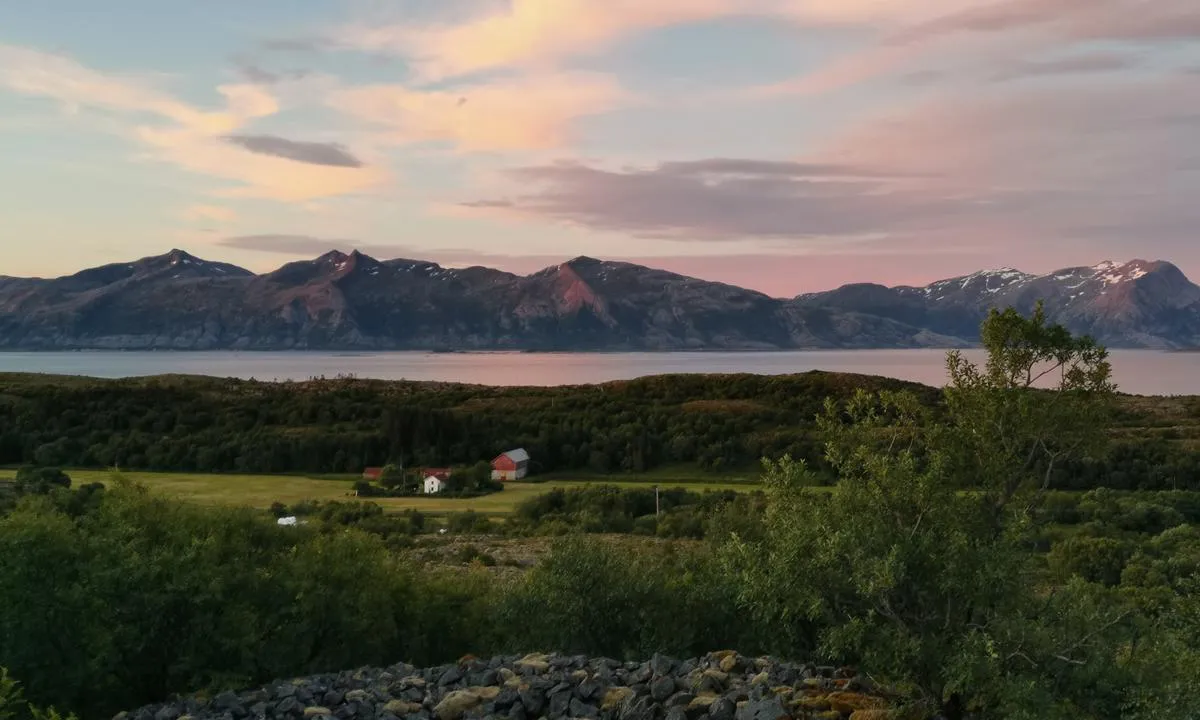 Ylvingen: Kveldsstemning fra Tyskerhåjen.